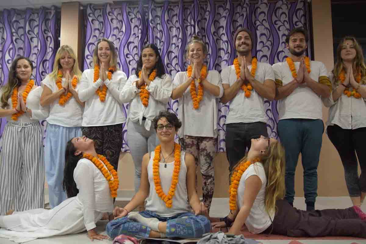 join-200-hrs-yytc-course-in-rishikesh